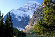 复苏！中超保级队接近签下250万欧后卫：金元时期都罕见！阿莫林：阿森纳能通过定位球改变局势，我们这方面比较吃力.